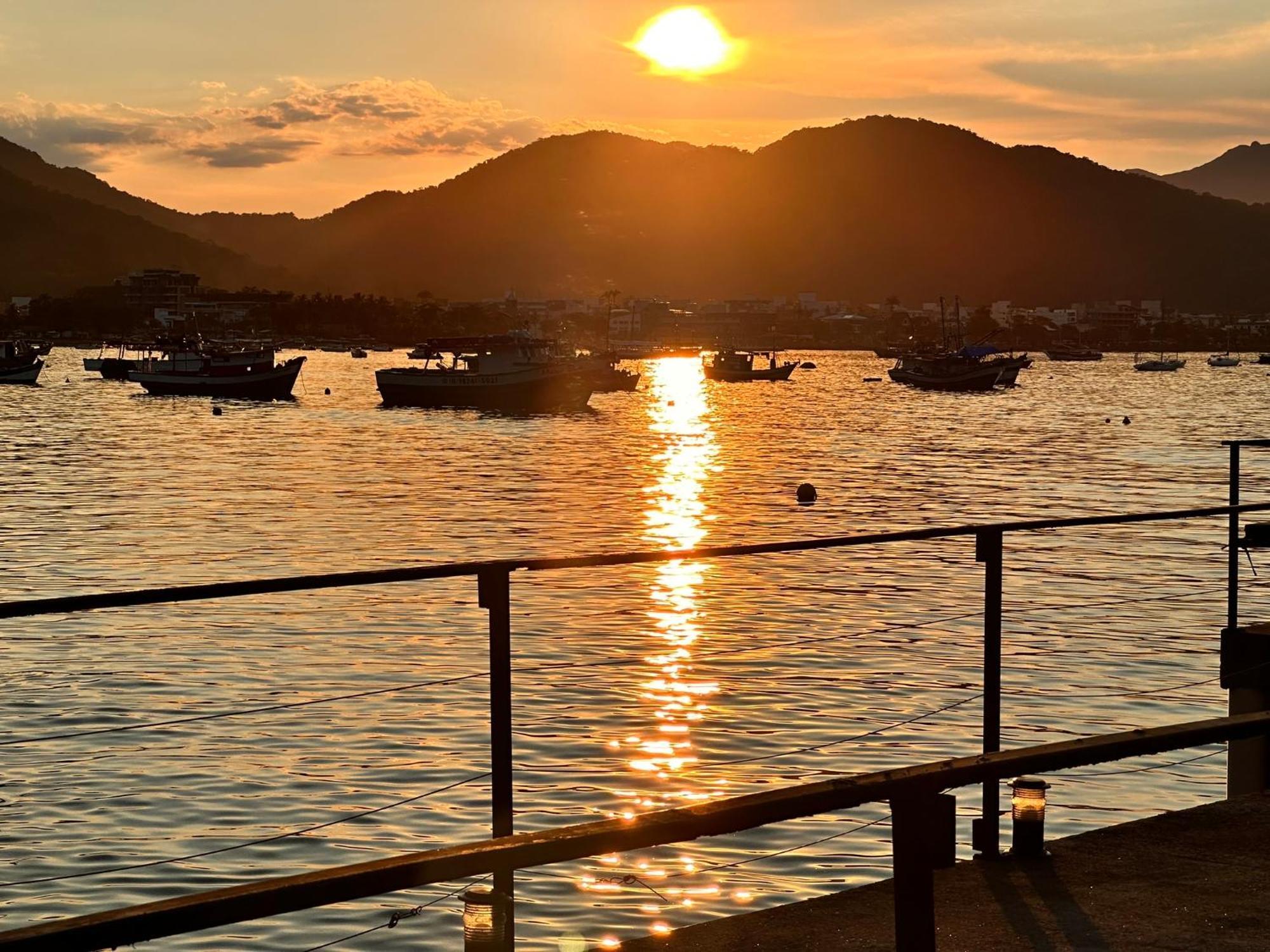 1819 Marine Hotel Ubatuba Bagian luar foto